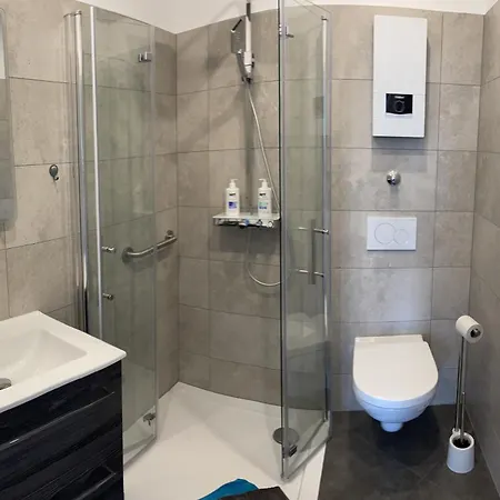 Zum Goldenen Anker Direkt An Der Elbe 3* Виттенберге