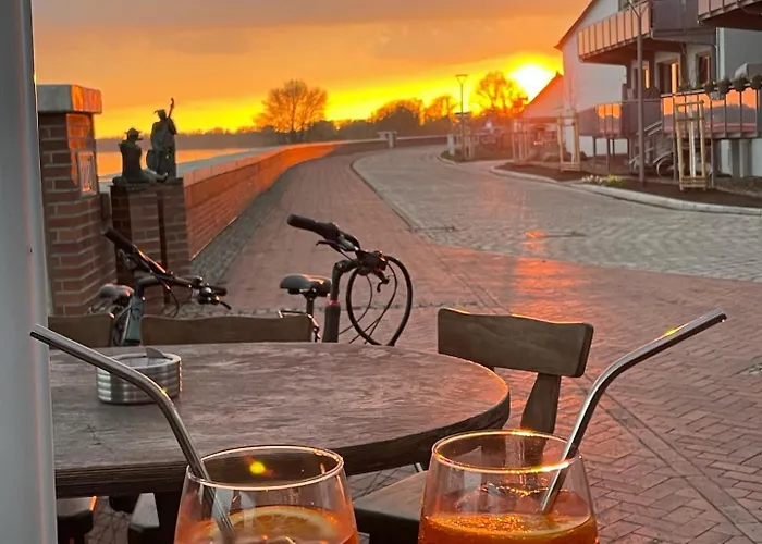 Pensionat Zum Goldenen Anker Direkt An Der Elbe 3*