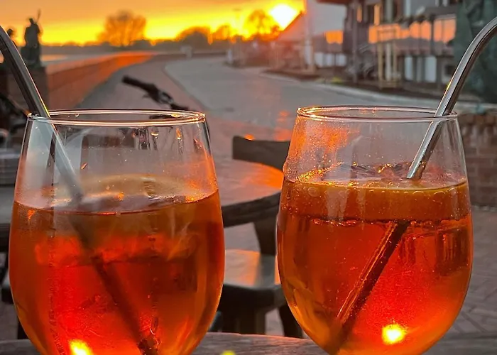 Pensionat Zum Goldenen Anker Direkt An Der Elbe