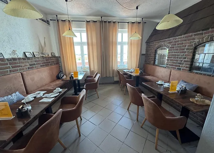 Pensionat Zum Goldenen Anker Direkt An Der Elbe 3*